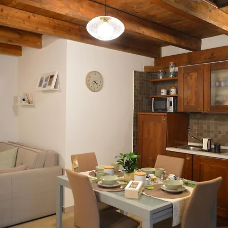 Maison Brigitte * Napoli